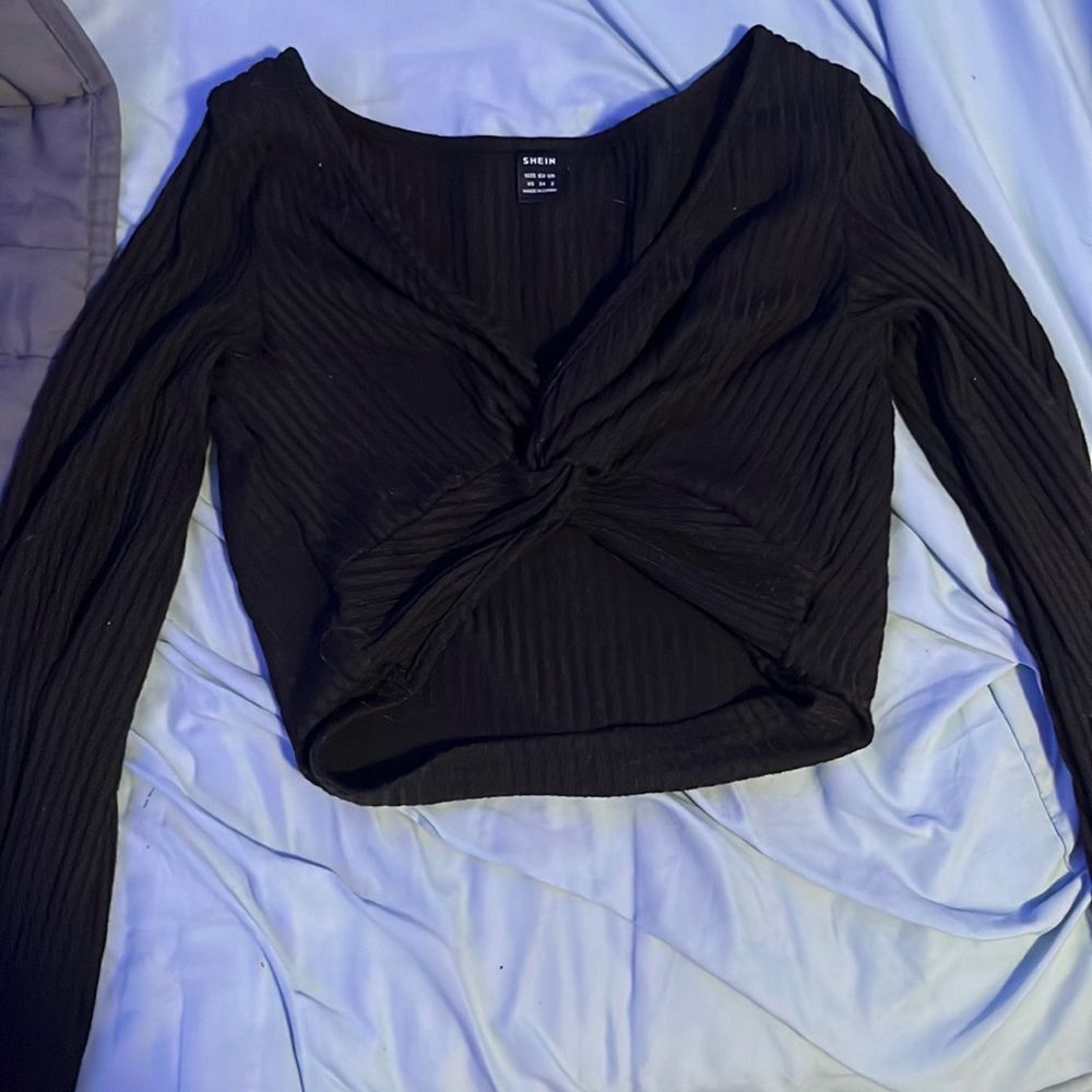 long sleeve twist top